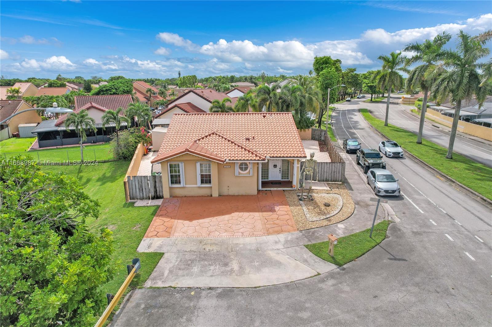 SUNSET HARBOUR SEC V - Residential Lease