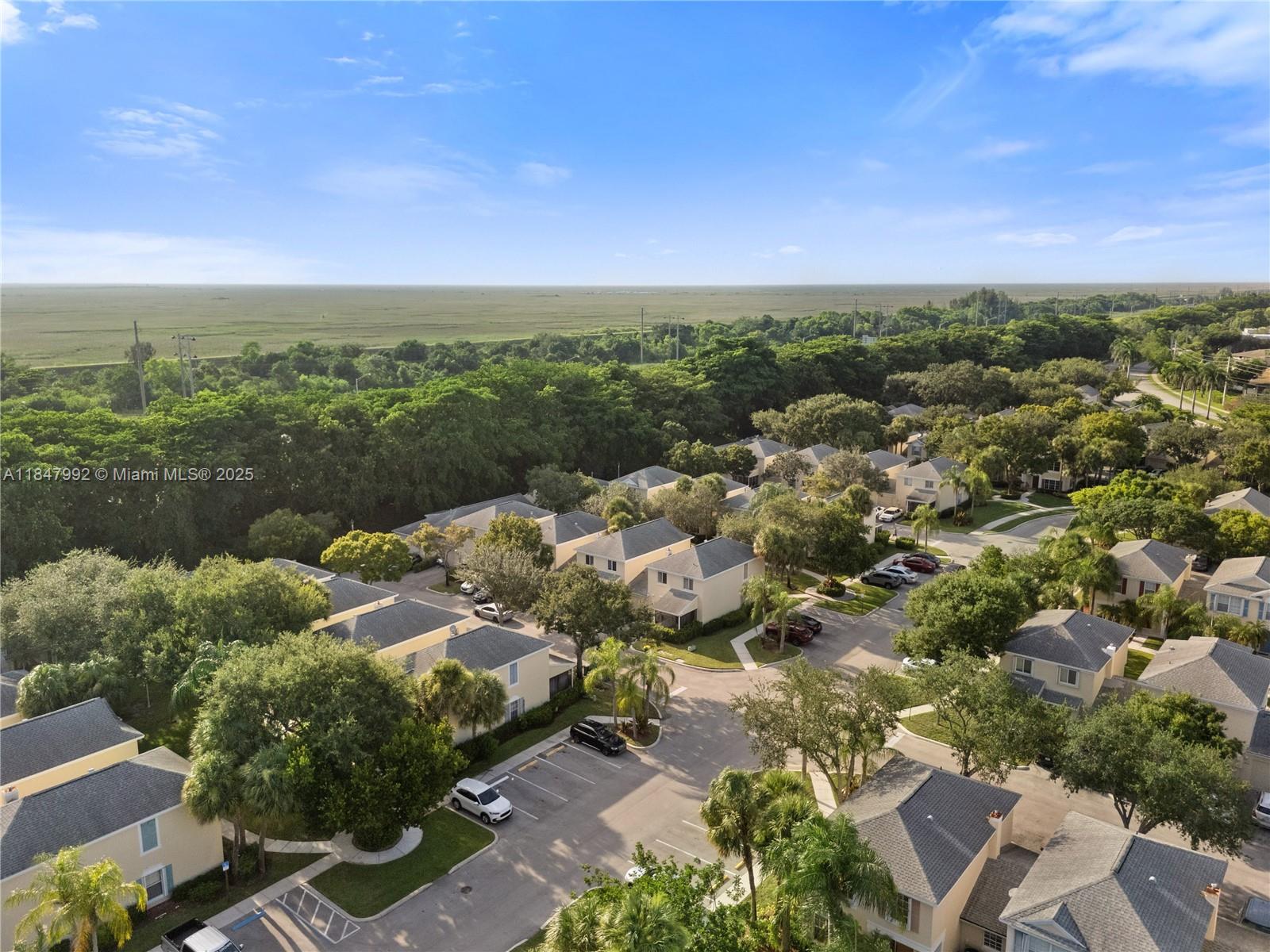 11001 Sea Hibiscus Ln, Tamarac, FL, 33321/$430,000 4 11001 Sea Hibiscus Ln