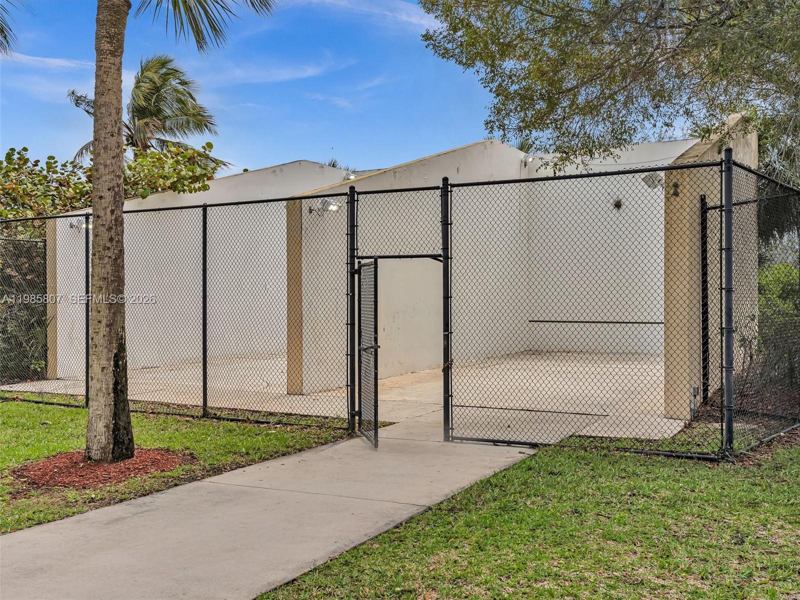 LAKES OF WESTERN PINES RE - Residential