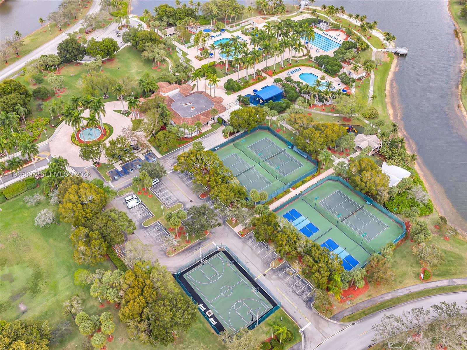 LAKES OF WESTERN PINES RE - Residential