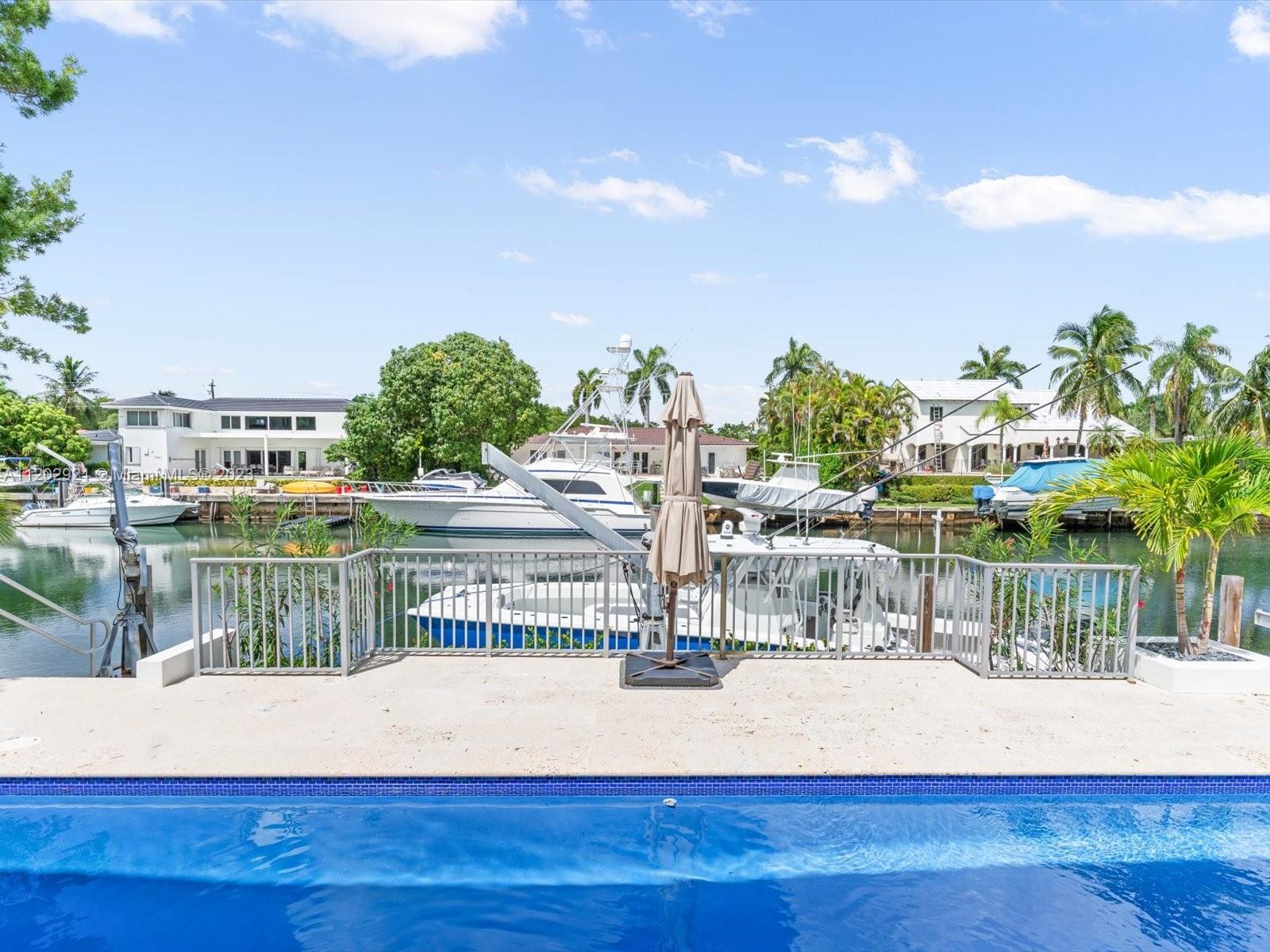 CORAL BAY SEC B - Residential