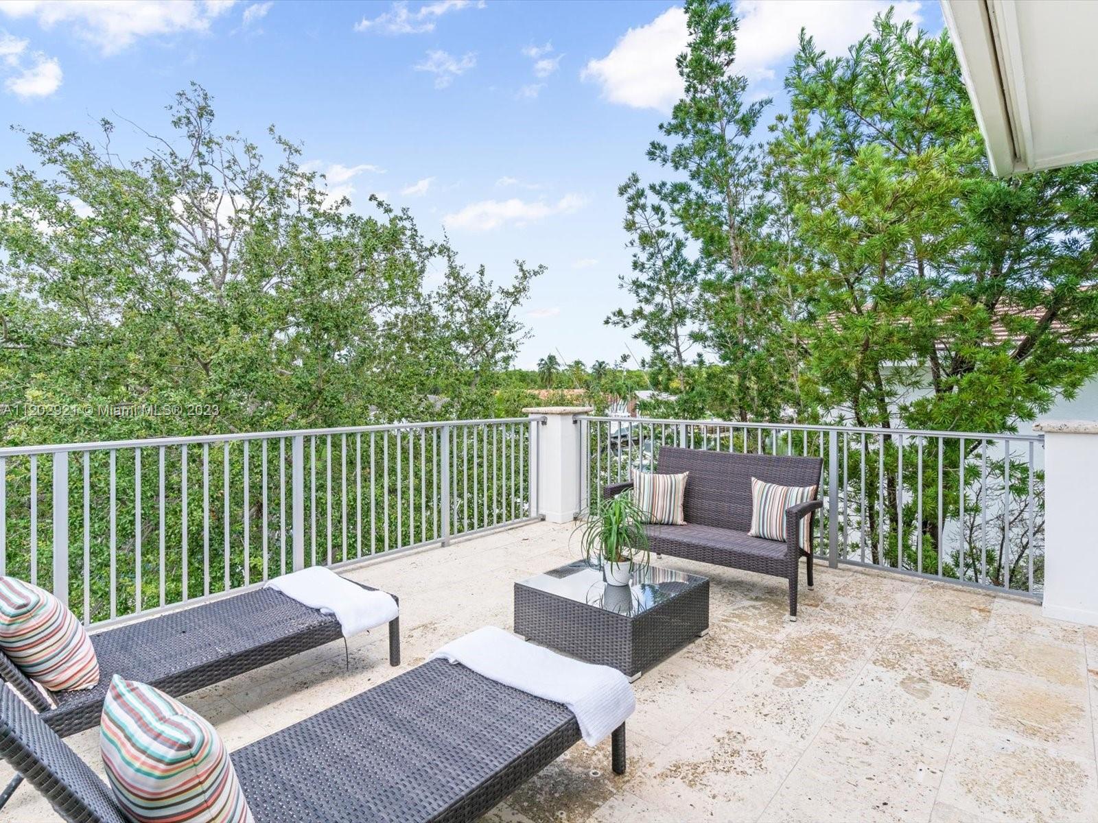 CORAL BAY SEC B - Residential