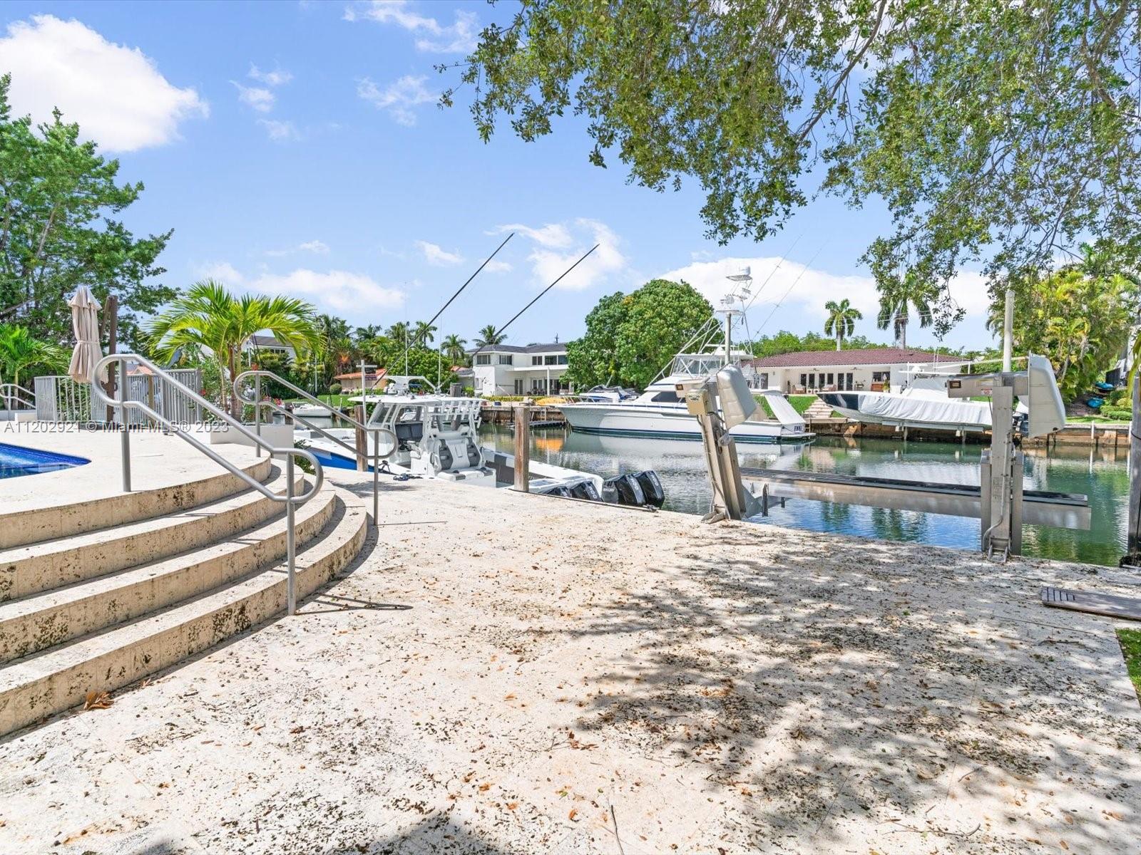 CORAL BAY SEC B - Residential