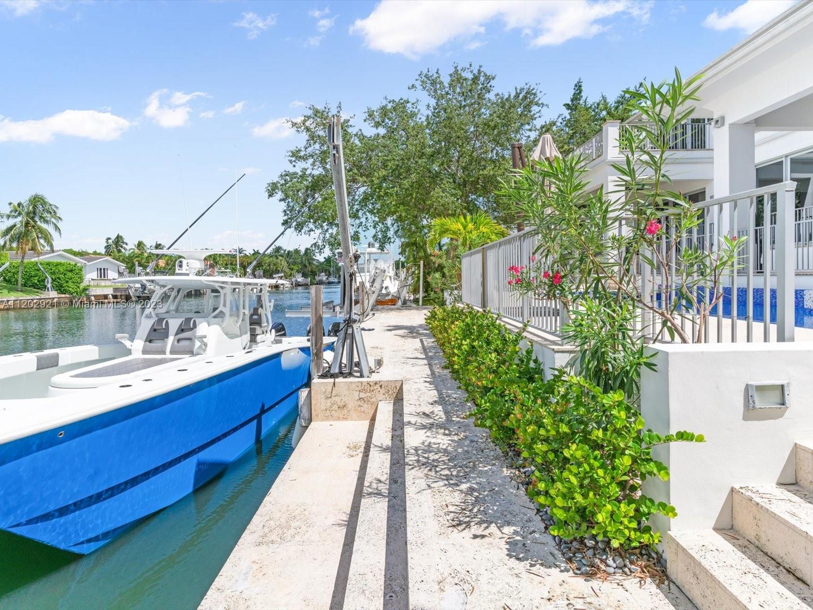 CORAL BAY SEC B - Residential