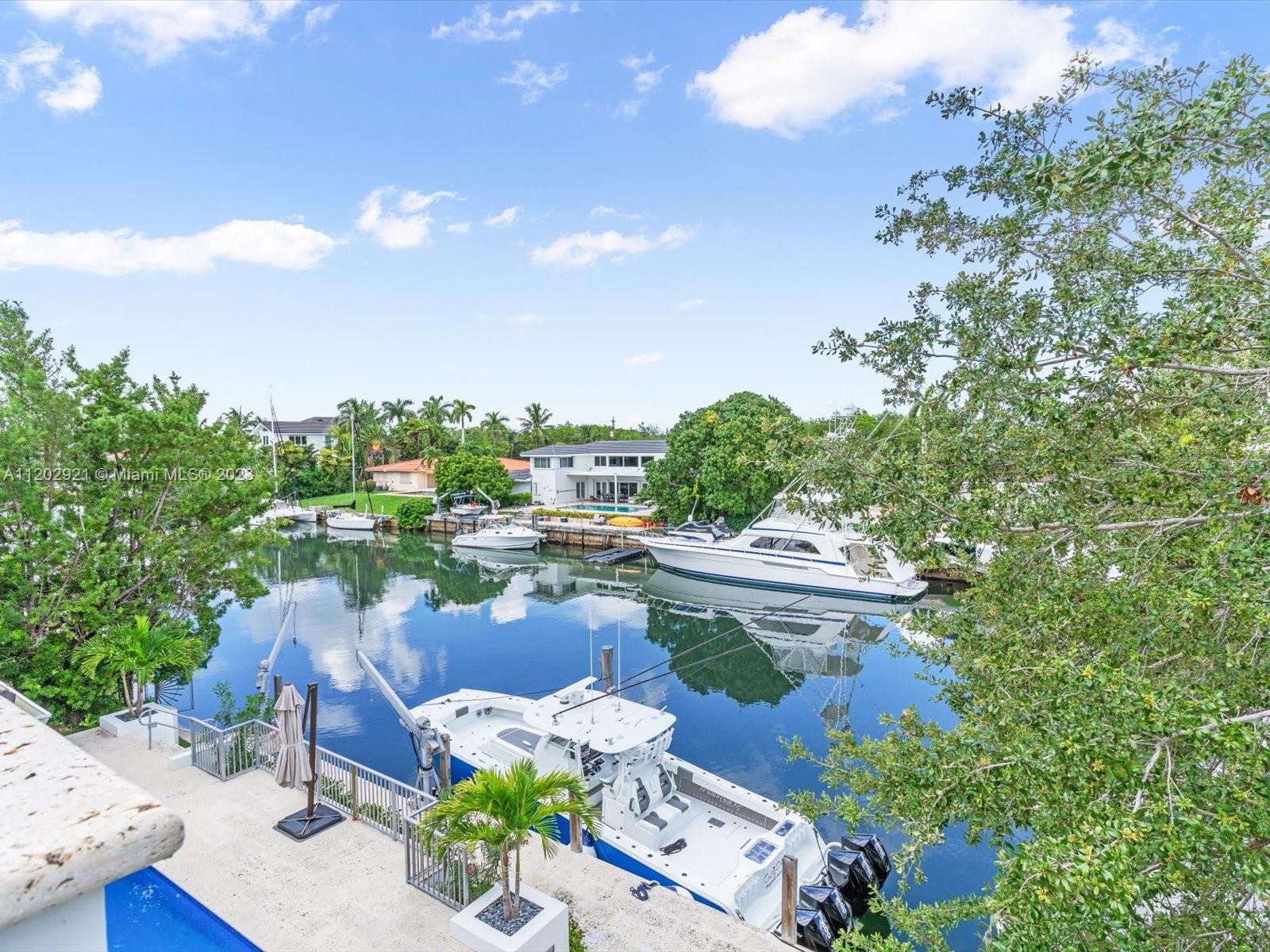 CORAL BAY SEC B - Residential