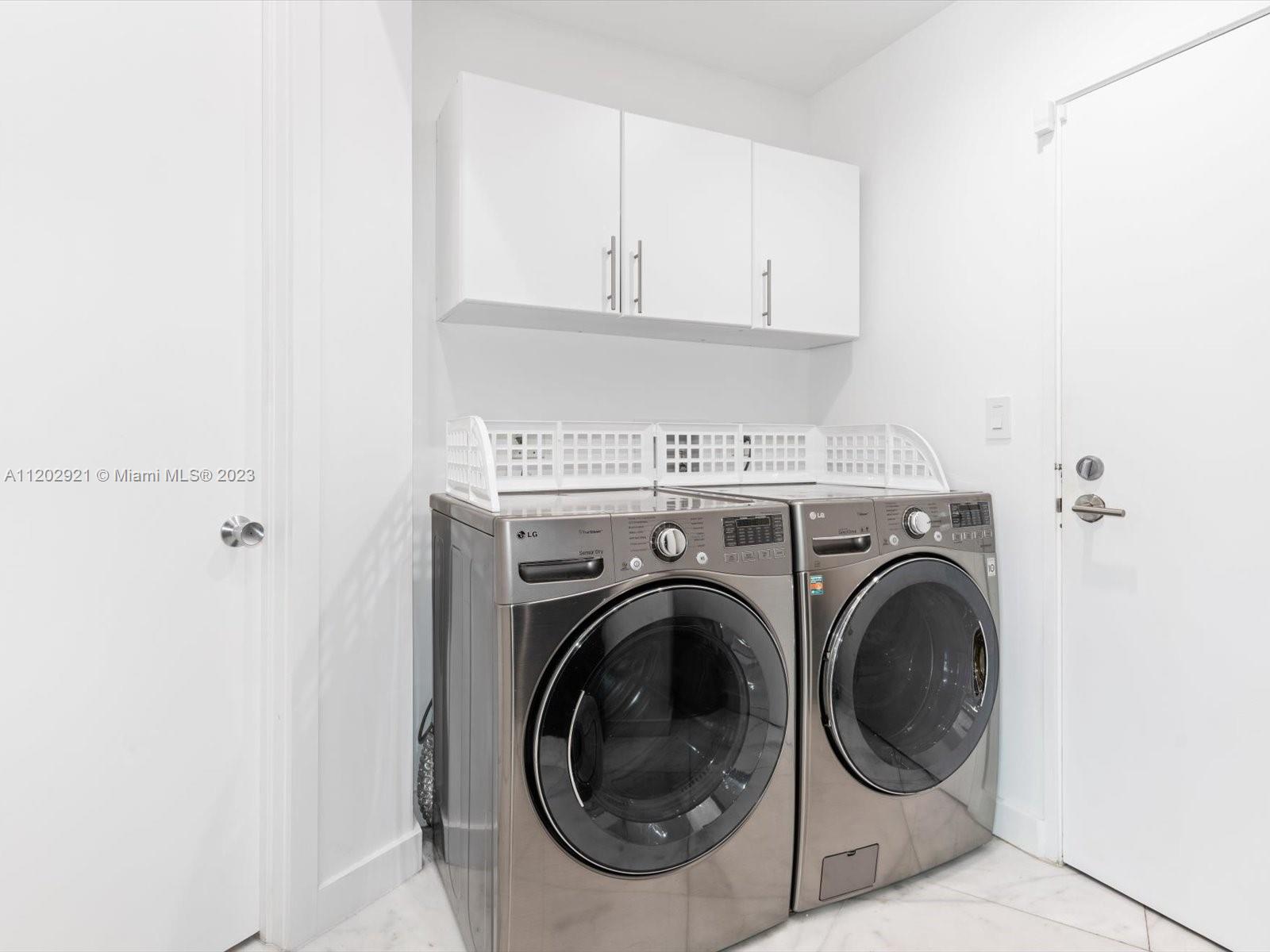 CORAL BAY SEC B - Residential