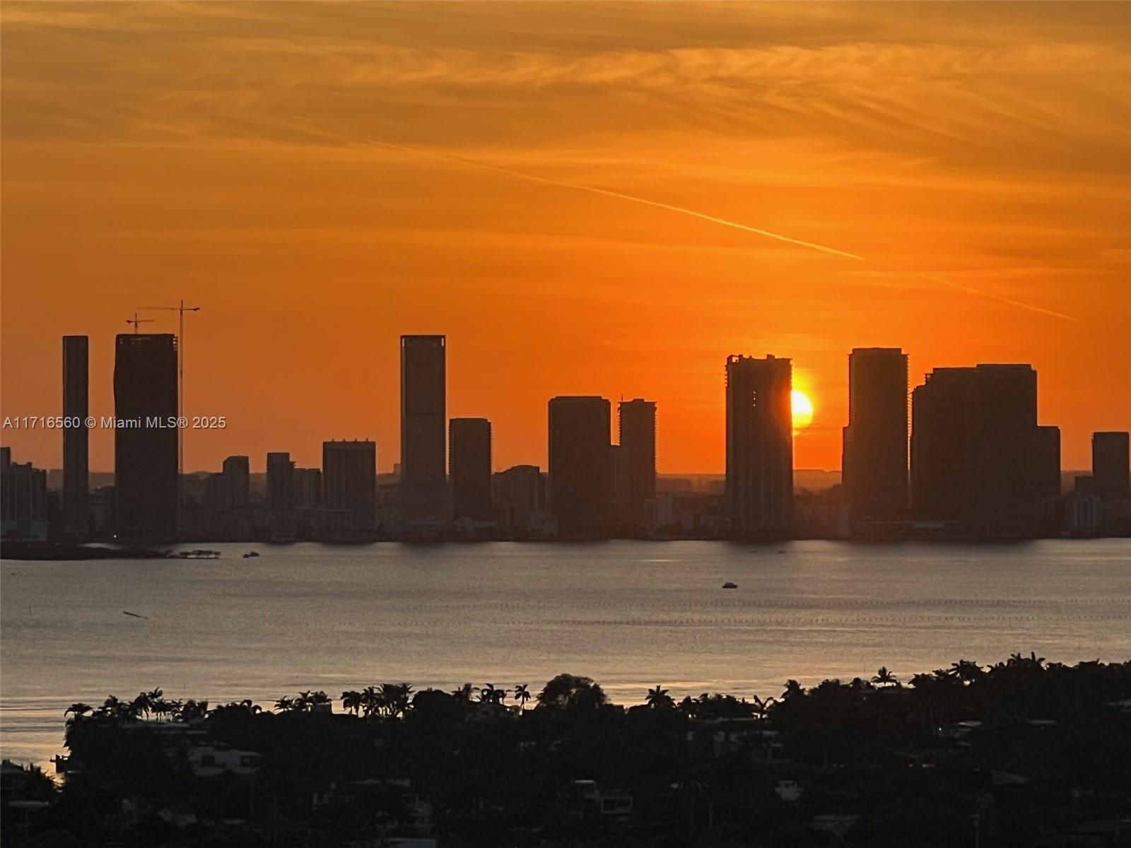 SETAI RESORT & RESIDENCES - Residential Lease