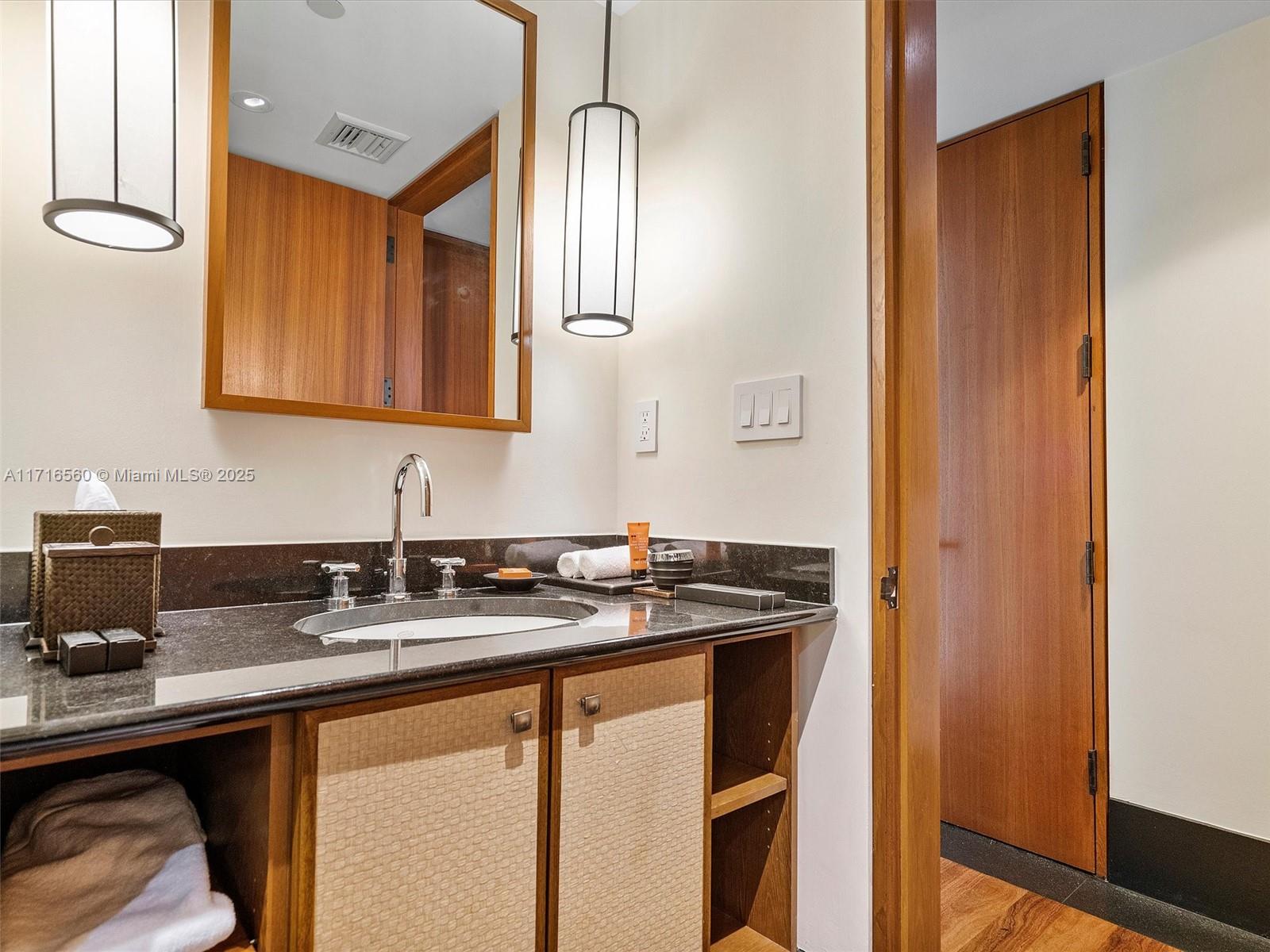 SETAI RESORT & RESIDENCES - Residential Lease