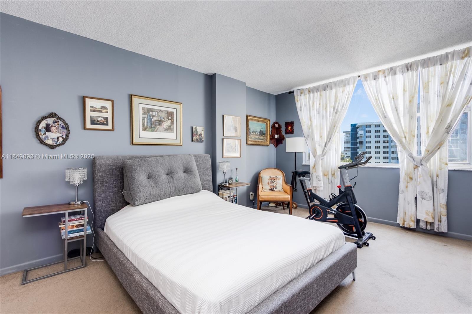 HILLCREST EAST NO 23 COND - Residential