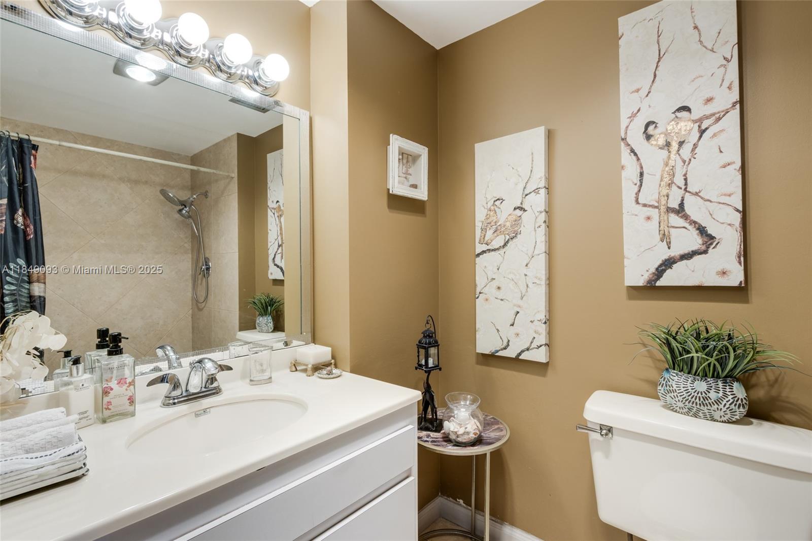 HILLCREST EAST NO 23 COND - Residential