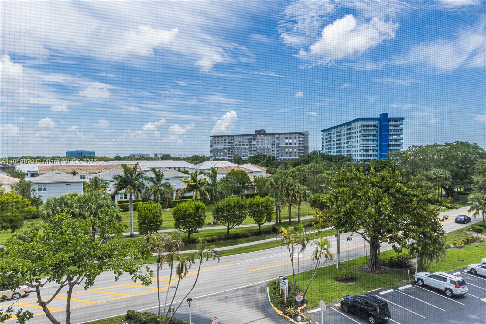 HILLCREST EAST NO 23 COND - Residential