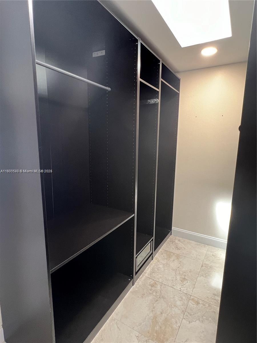 MARINER VILLAGE GARDEN CO - Residential Lease