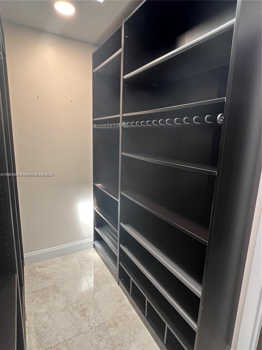 MARINER VILLAGE GARDEN CO - Residential Lease