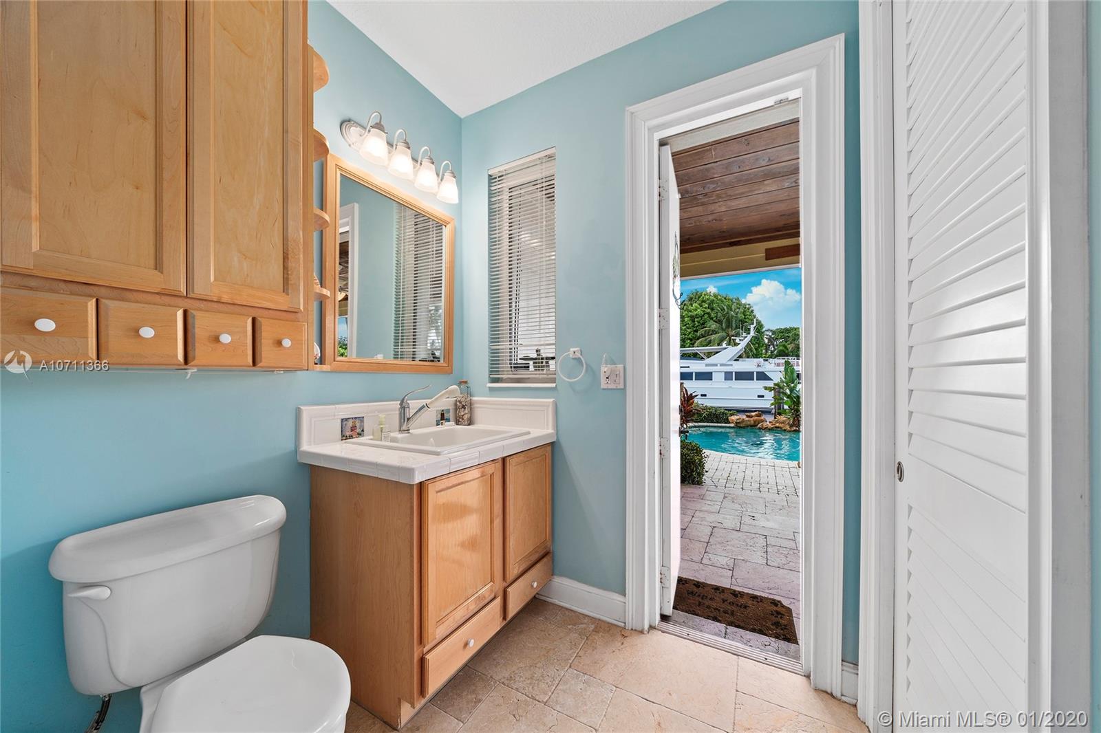 HILLSBORO SHORES SEC B - Residential