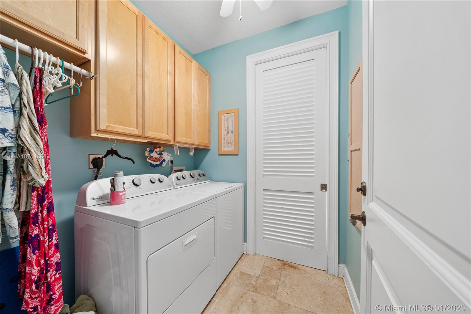 HILLSBORO SHORES SEC B - Residential