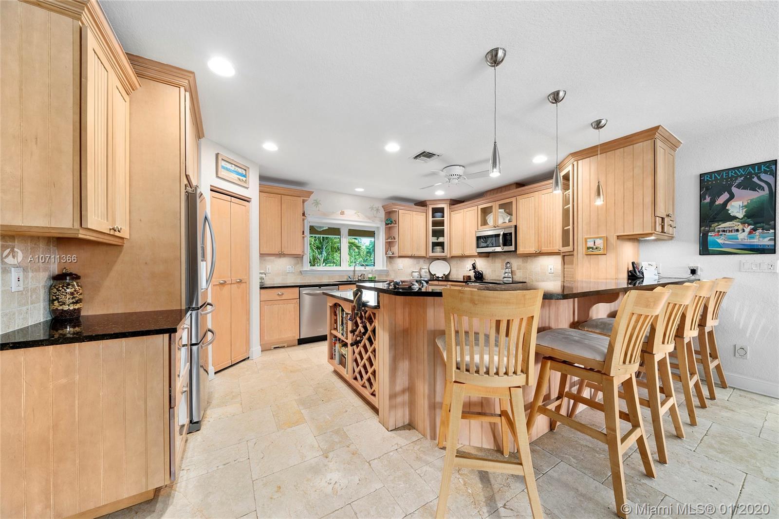 HILLSBORO SHORES SEC B - Residential