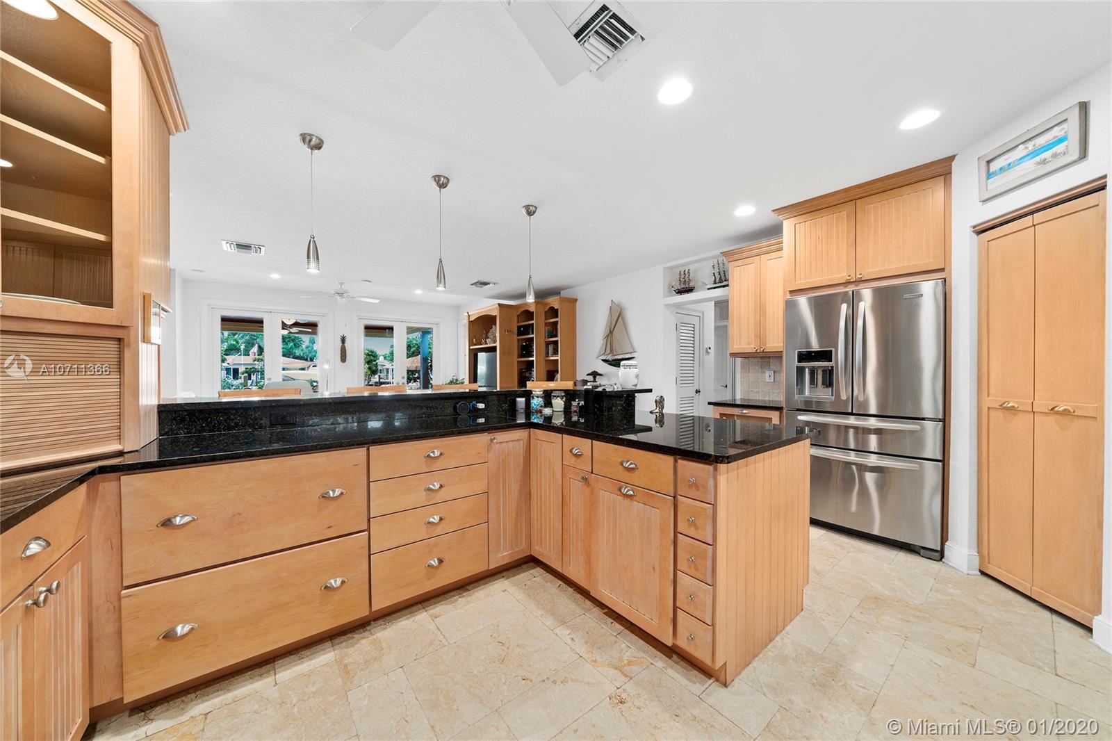 HILLSBORO SHORES SEC B - Residential