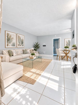 6310 SW 79TH ST APT 2, SOUTH MIAMI, FL 33143 - Image ed0f641cb2ad5973c73d0da788bca2b8/1231464073