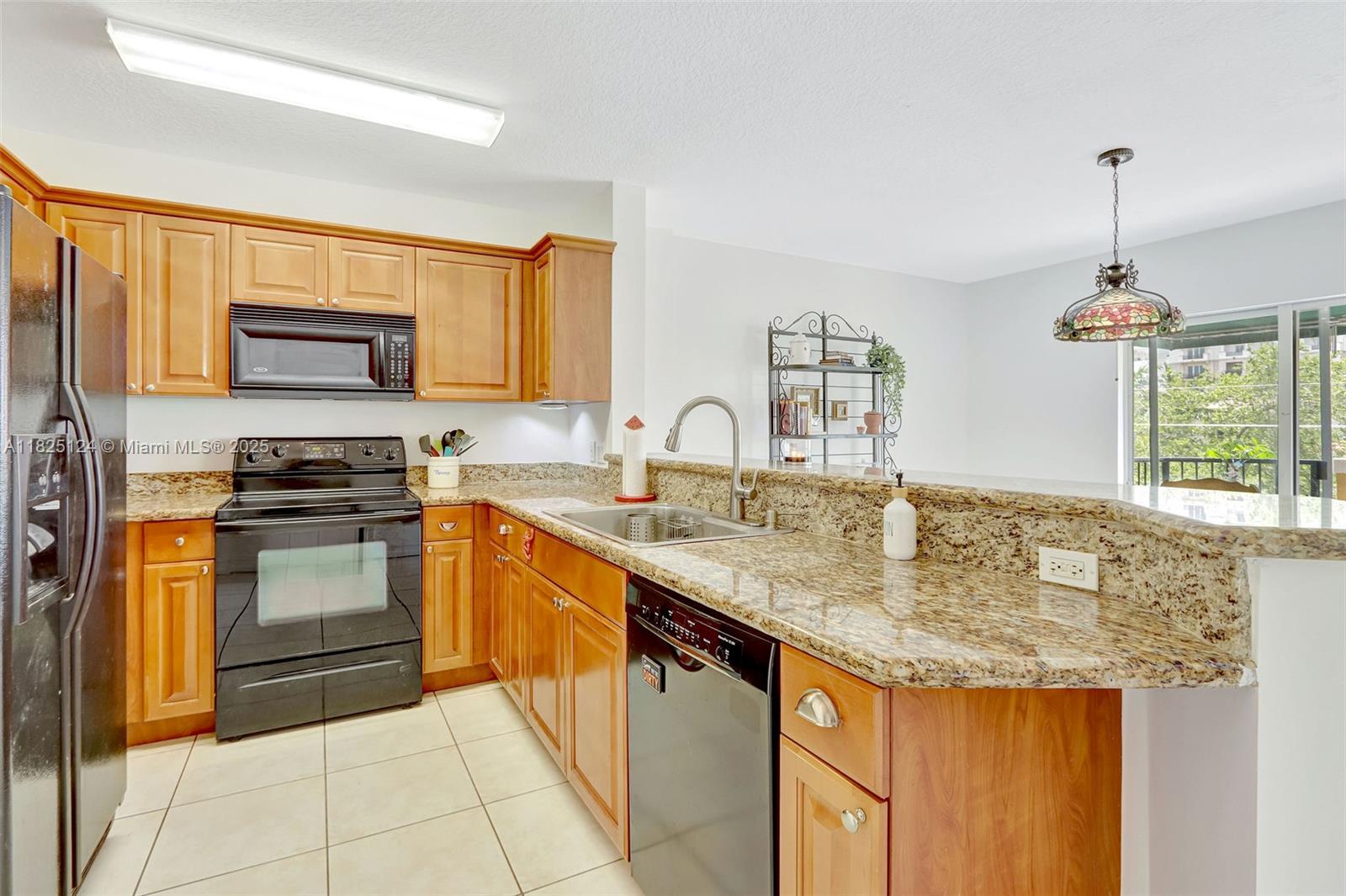 322 Madeira Ave. 402