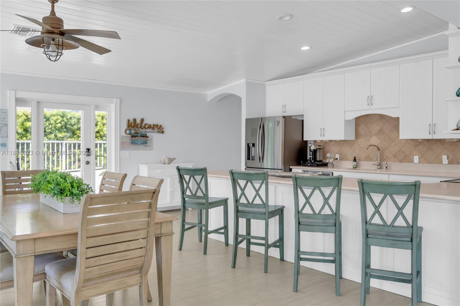 KEY COLONY BEACH - Residential