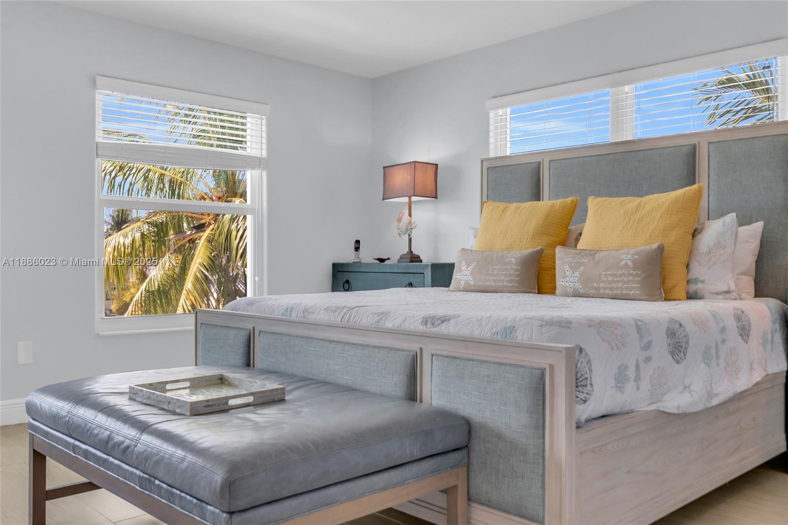 KEY COLONY BEACH - Residential