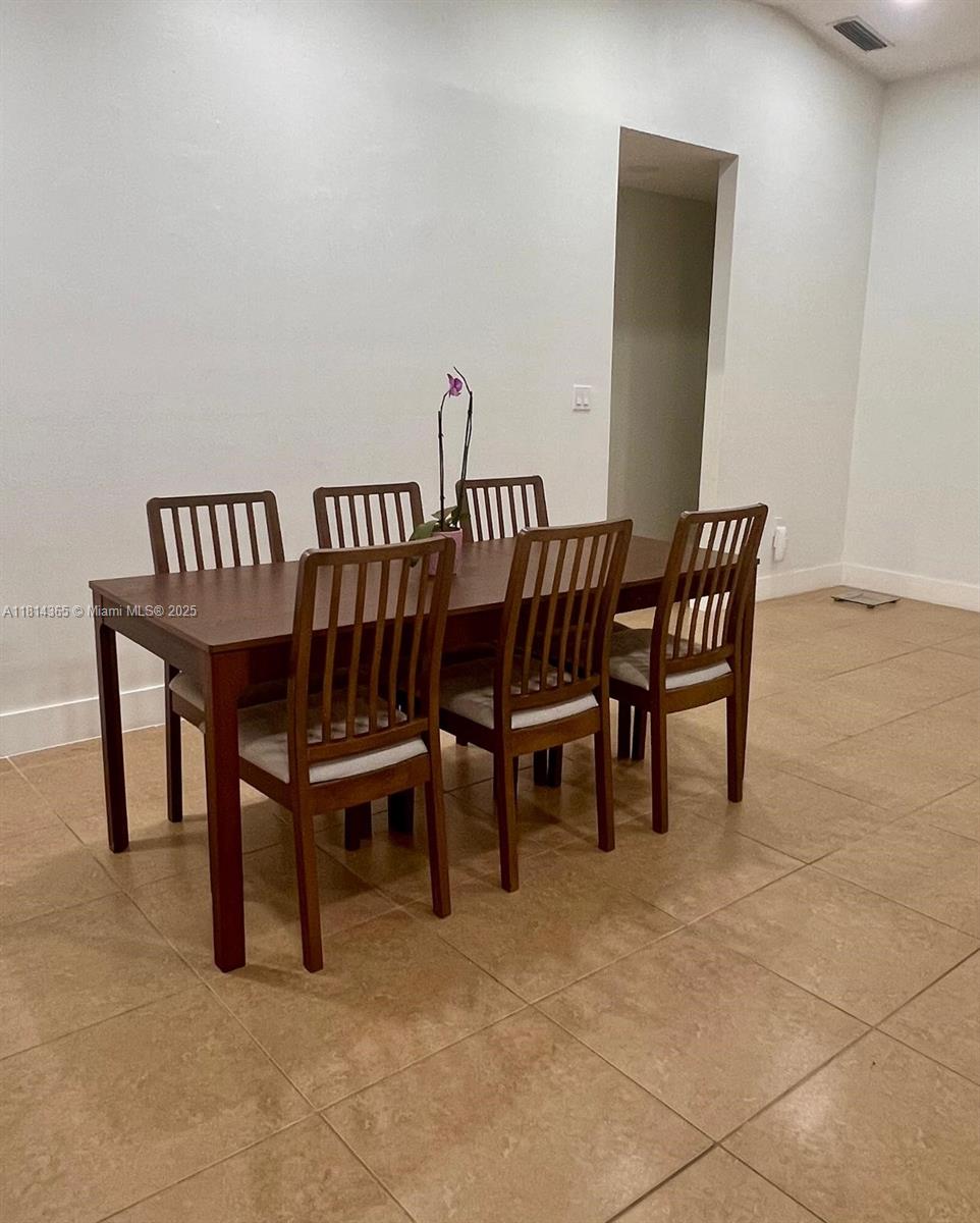MUNNE SUB - Residential Lease