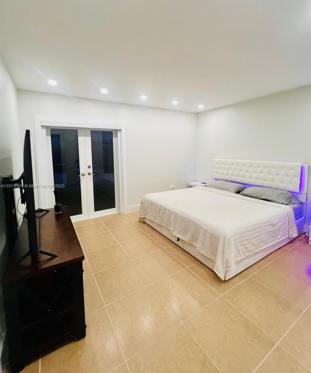 MUNNE SUB - Residential Lease