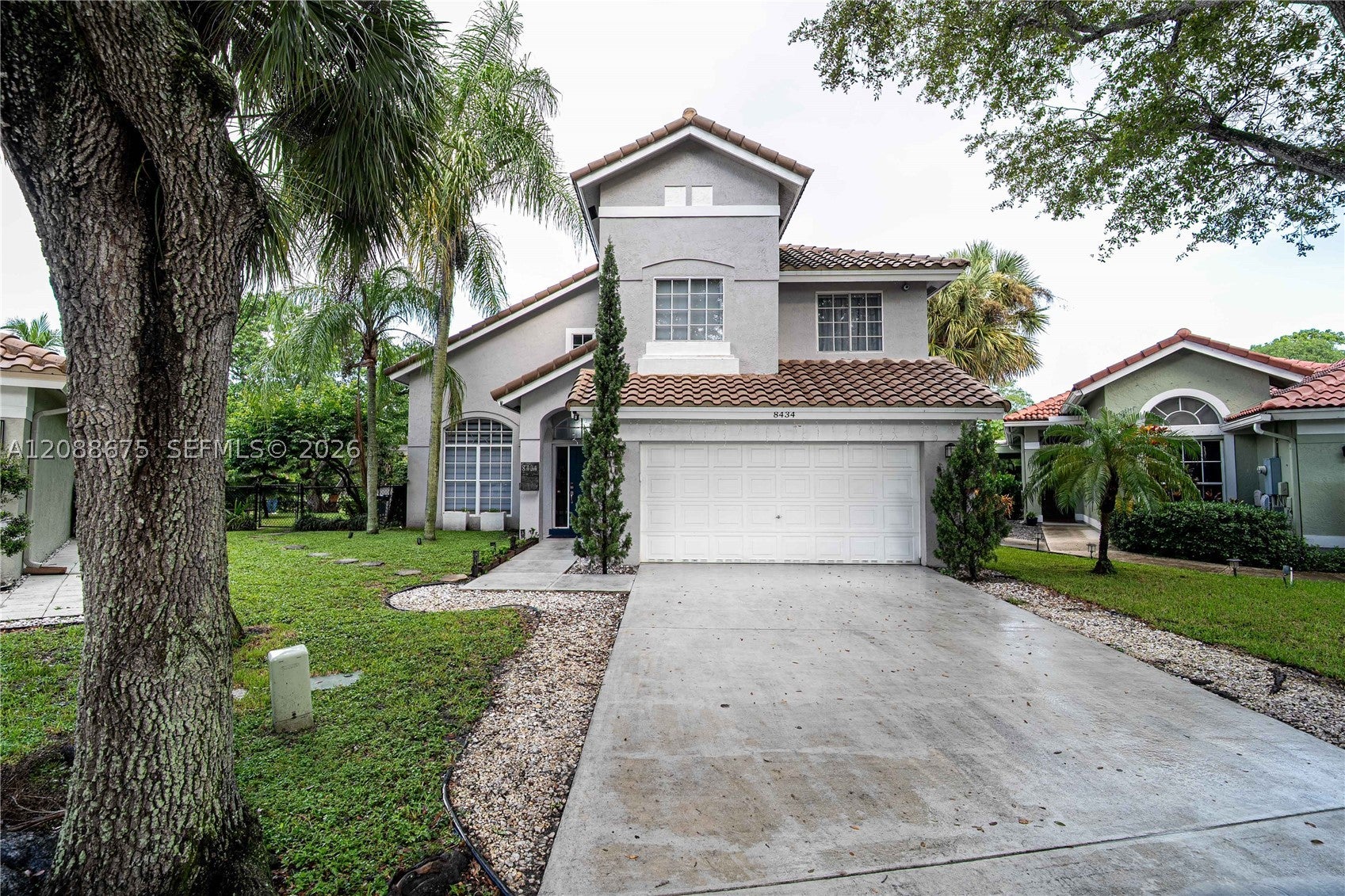 8434 NW 57th Dr, Coral Springs FL 33067
