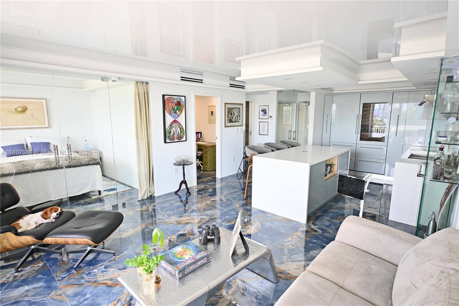 Rental Property at 401 Ocean Drive 1003, Miami Beach, Miami-Dade County, Florida - Bedrooms: 1 
Bathrooms: 1  - $4,000 MO.