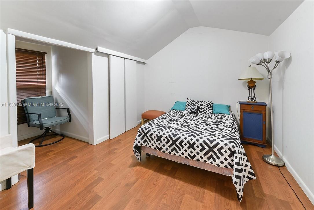 PALM BEACH POINT EAST - Residential