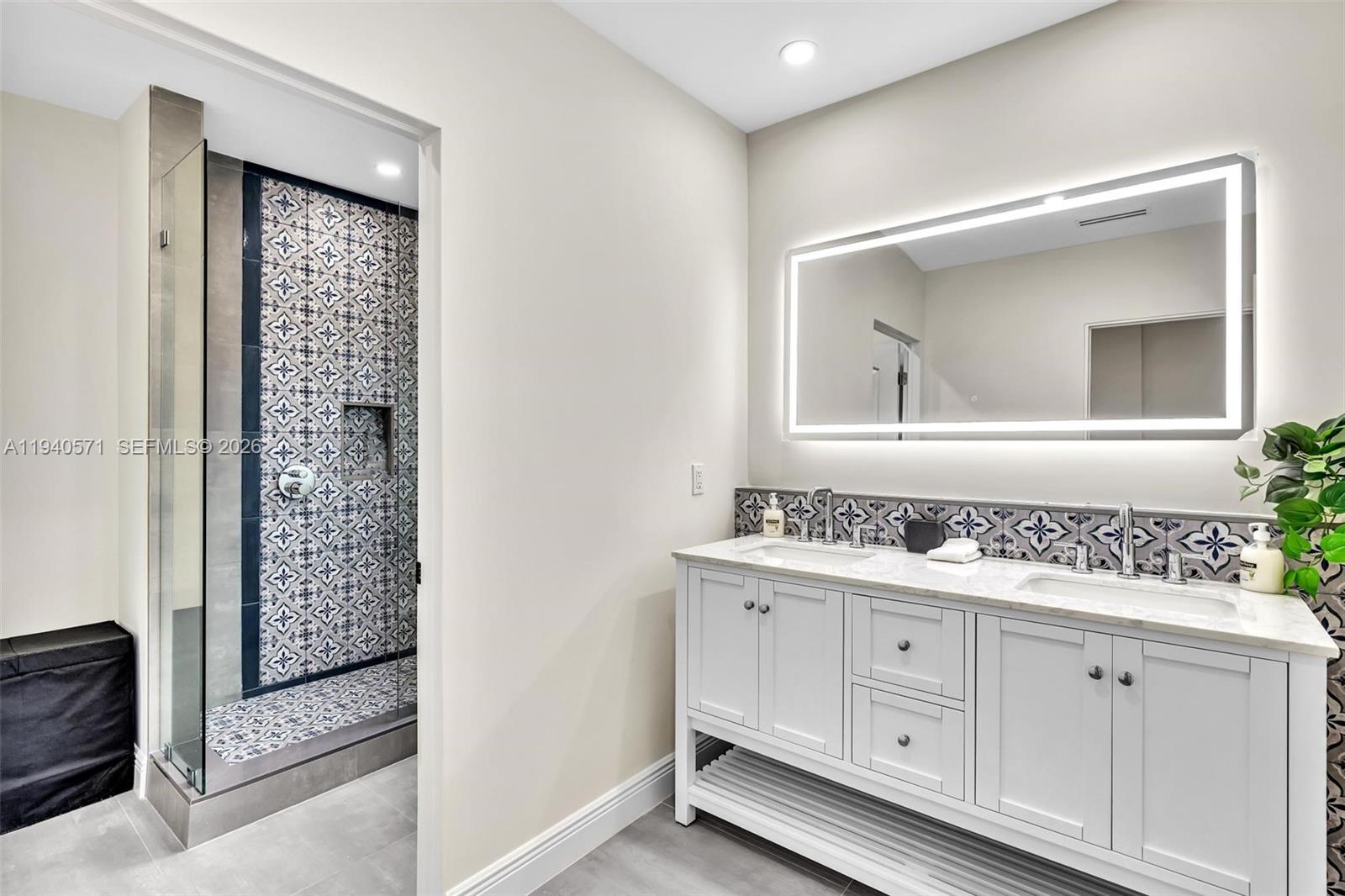 SHENANDOAH - Residential