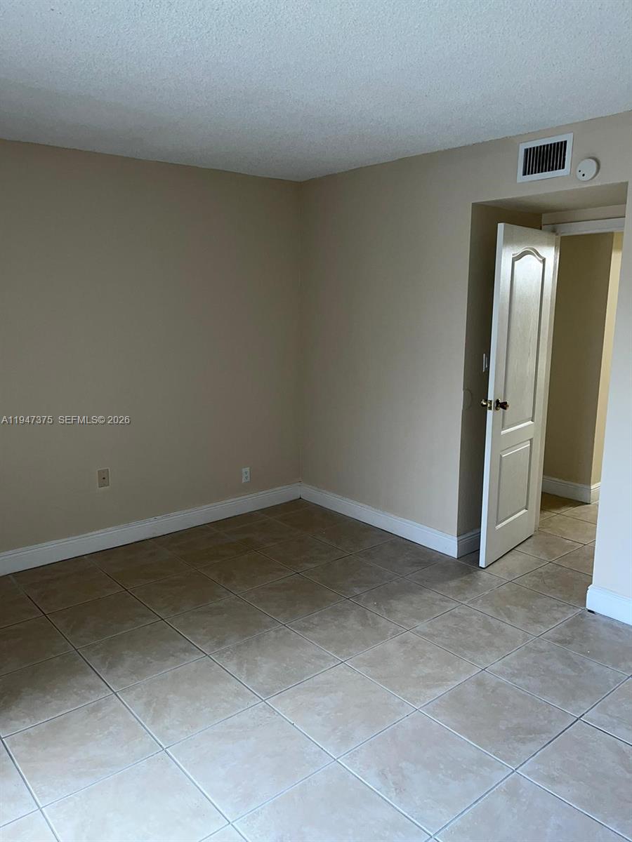 DORAL GARDENS II CONDO - Residential