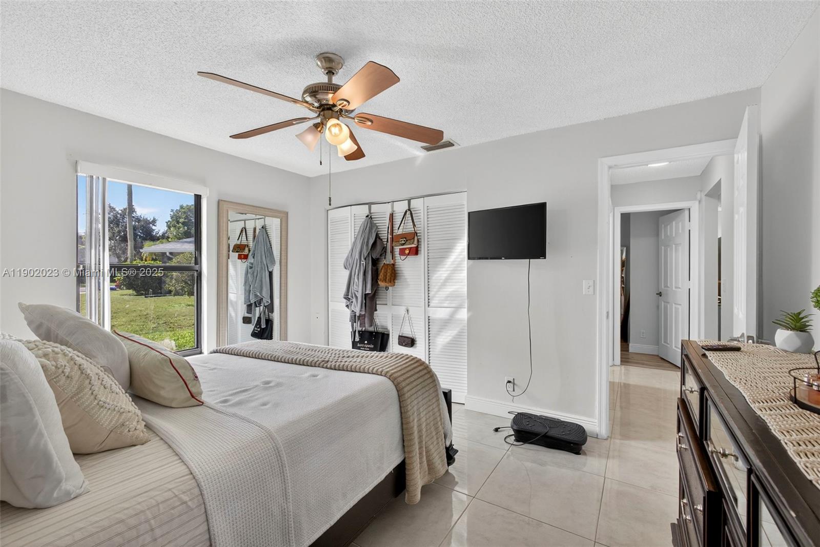 LA MANCHA 3 - Residential Lease