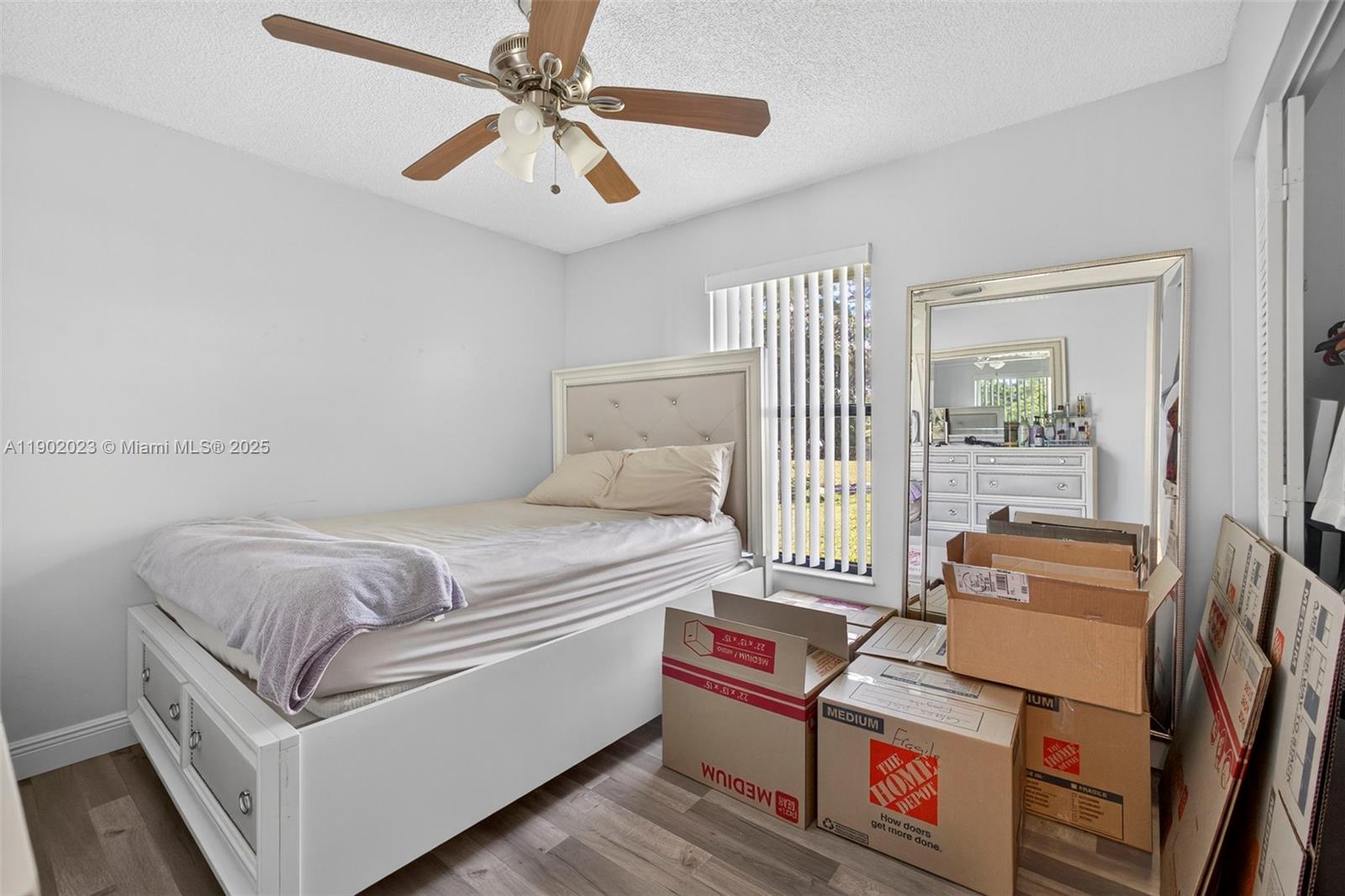 LA MANCHA 3 - Residential Lease
