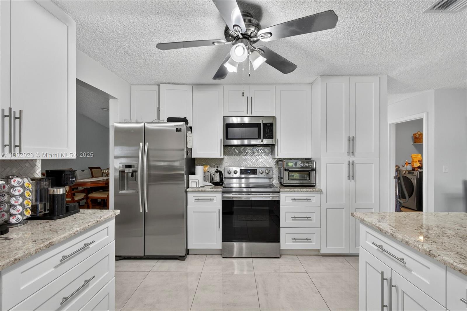 LA MANCHA 3 - Residential Lease