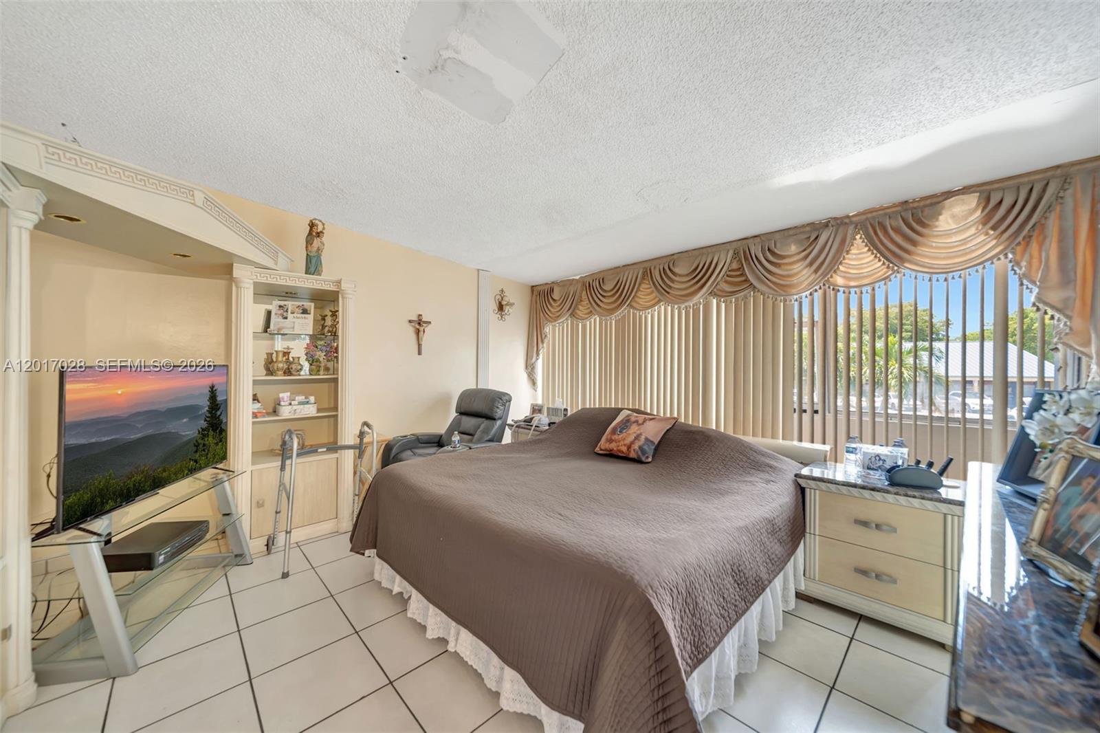 KENDALE LAKES NORTH SEC 7 - Residential