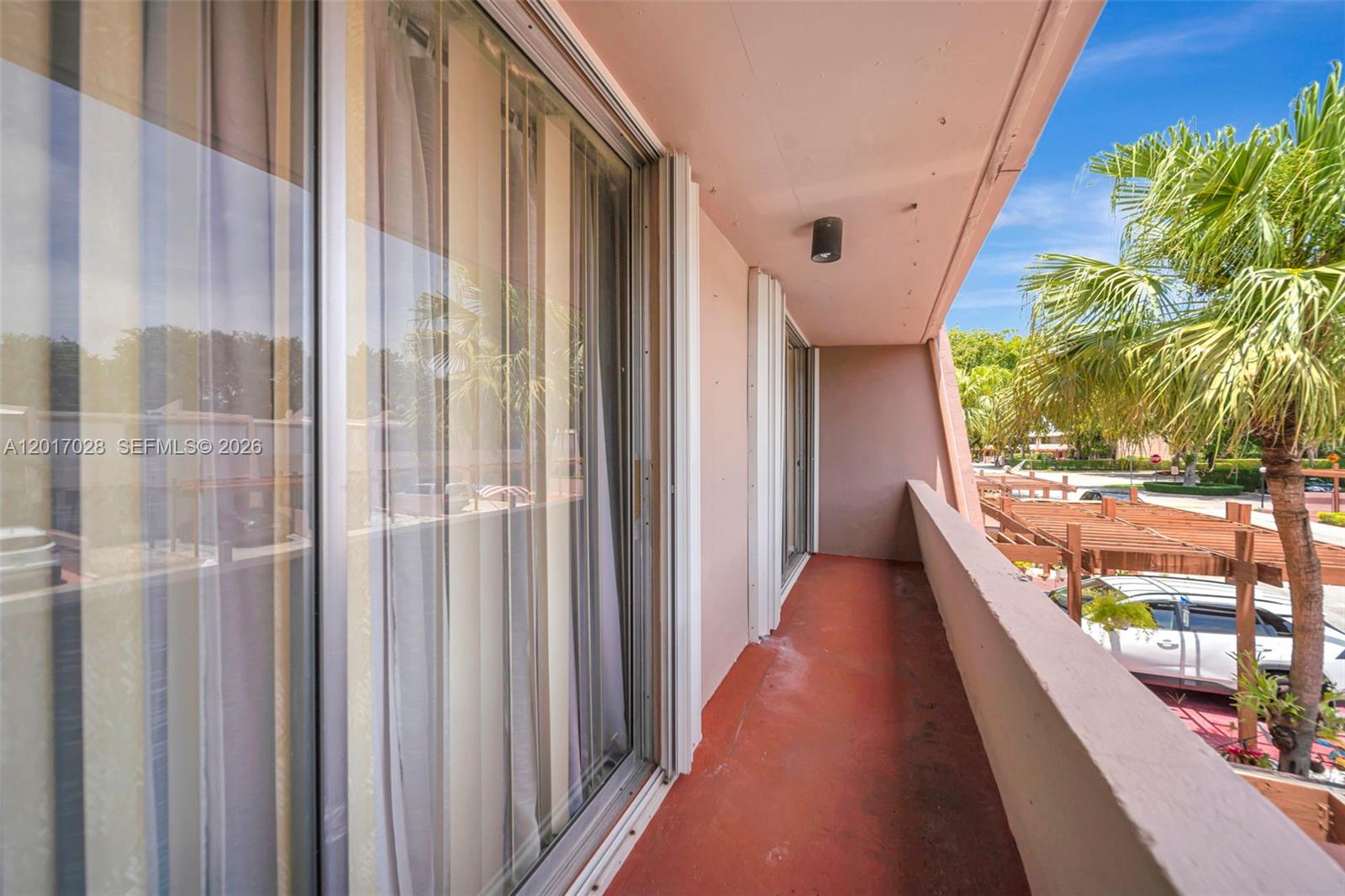 KENDALE LAKES NORTH SEC 7 - Residential