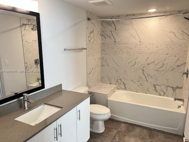 RAMBLEWOOD SOUTH - Residential Lease