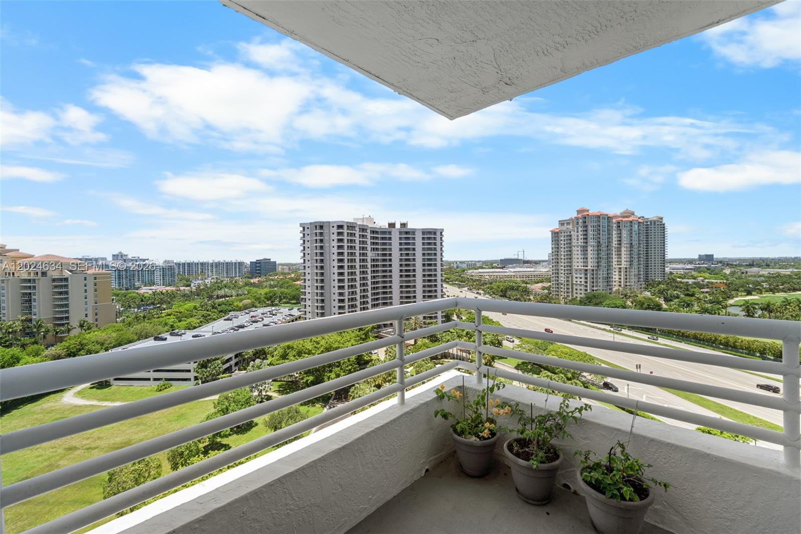 PARC CENTRAL AVENTURA EAS - Residential