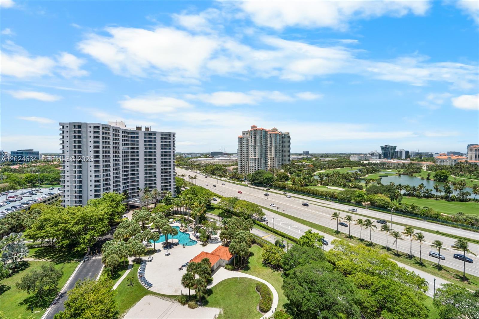 PARC CENTRAL AVENTURA EAS - Residential
