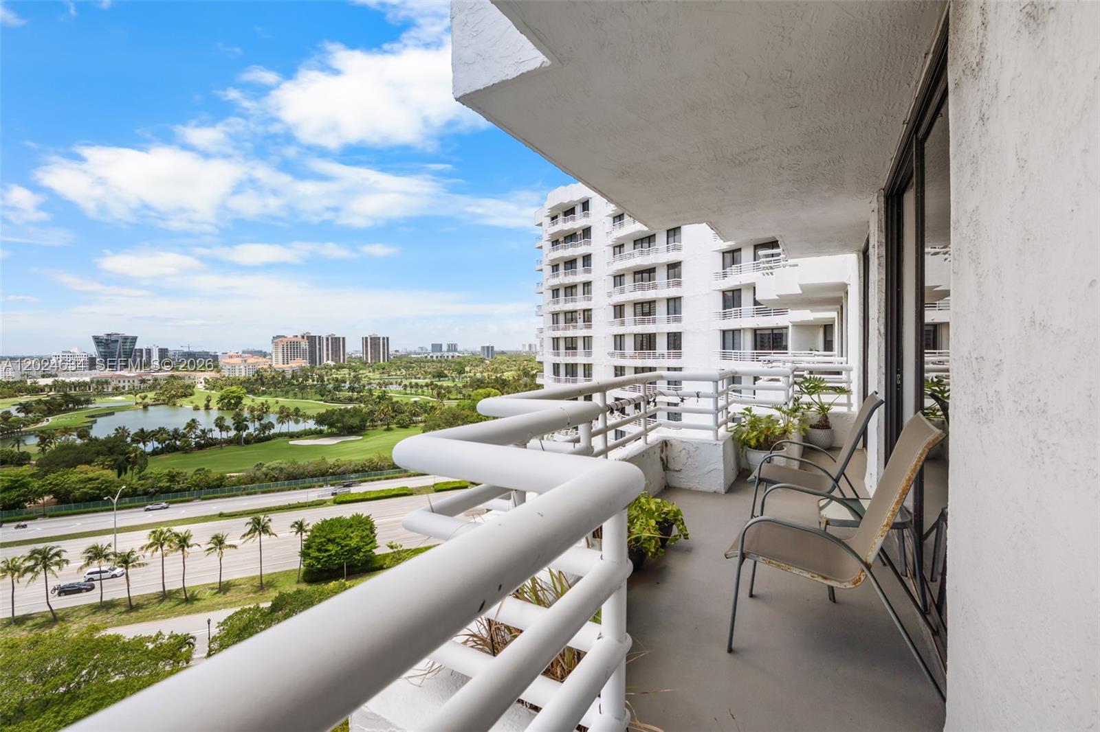 PARC CENTRAL AVENTURA EAS - Residential