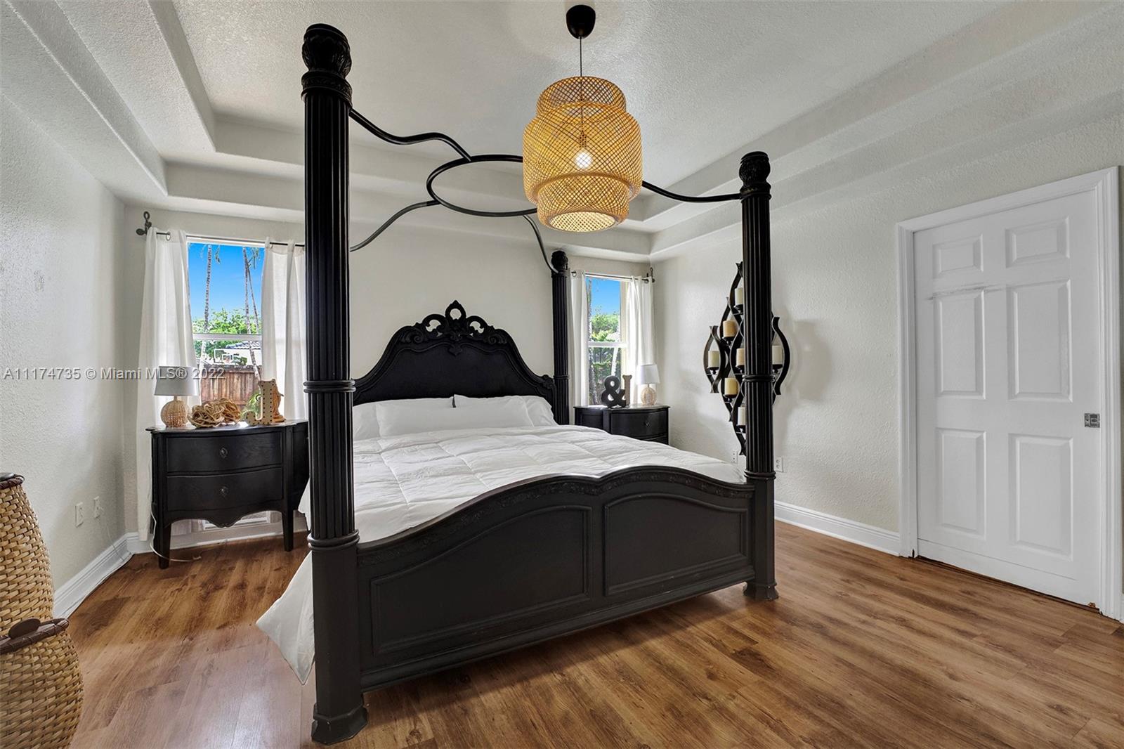 ROYAL LANDINGS - Residential