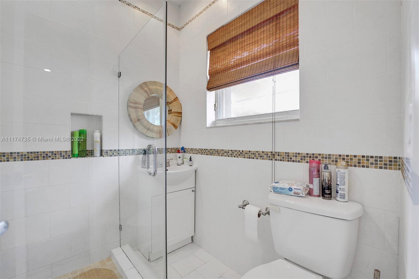 ROYAL LANDINGS - Residential