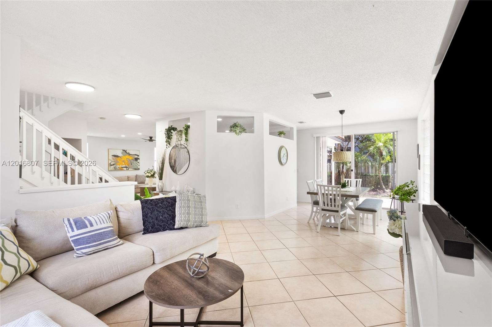 SILVER LAKES PHASE III - Residential