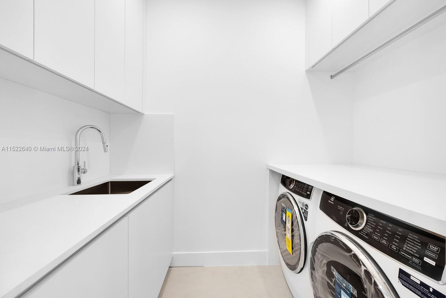 SILVER BLUFF EST SEC C - Residential