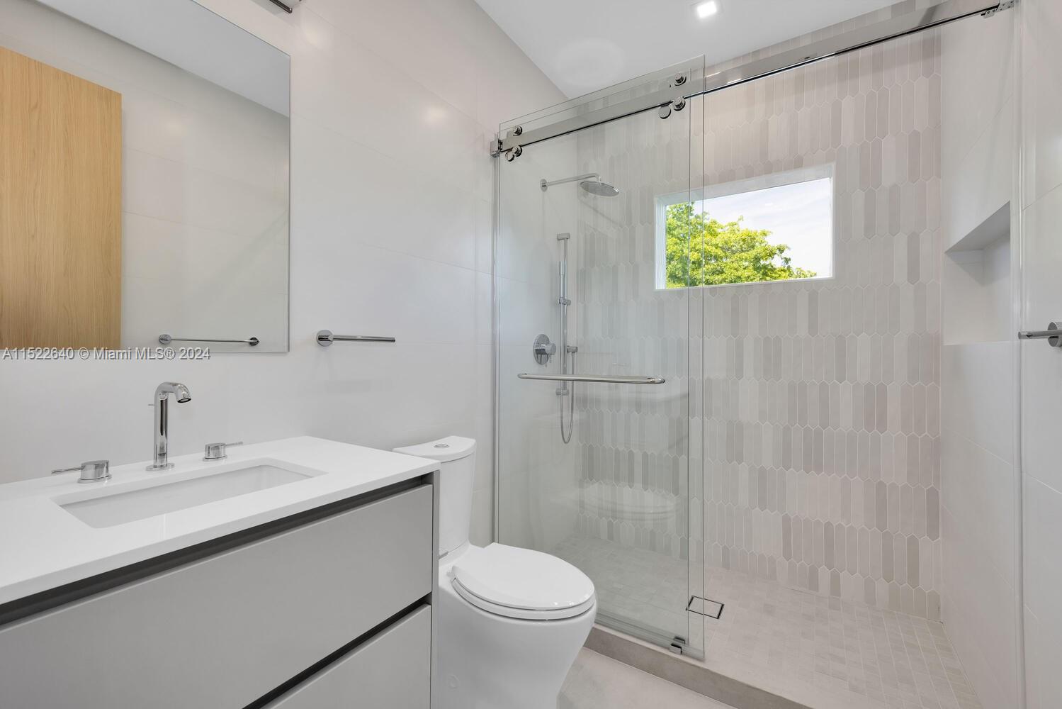 SILVER BLUFF EST SEC C - Residential