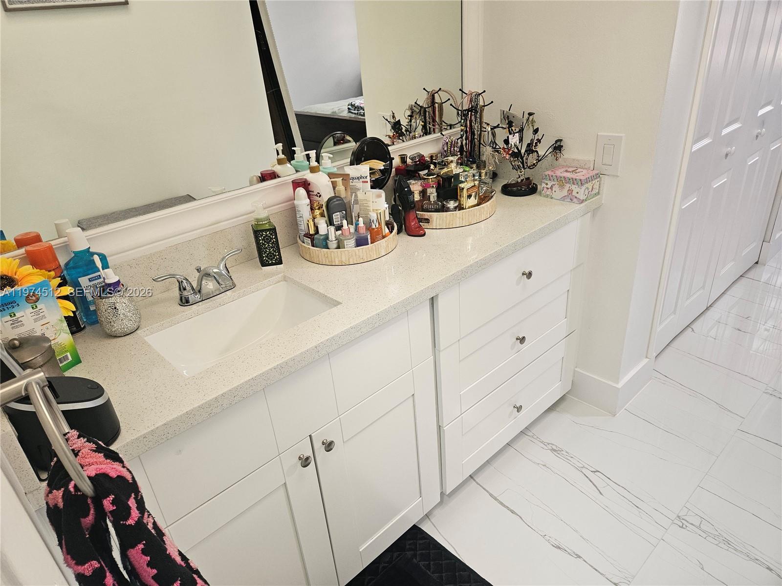 THE MOORS TOWNHOUSES - Residential