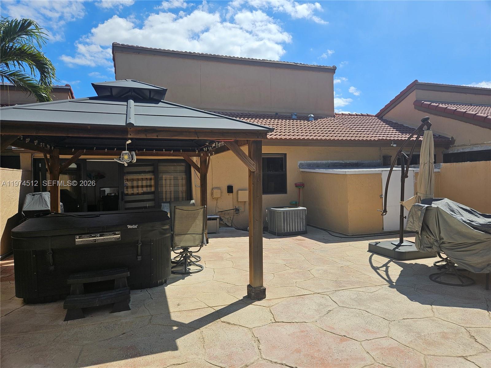 THE MOORS TOWNHOUSES - Residential