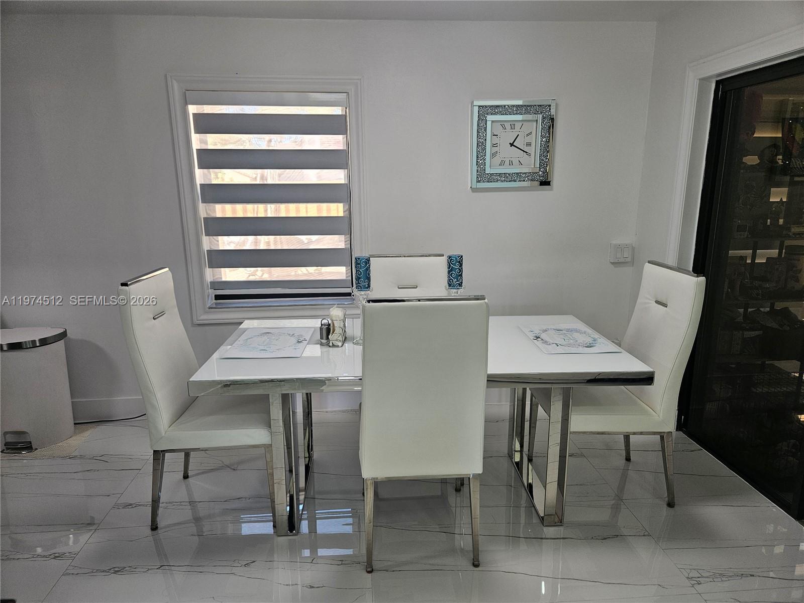 THE MOORS TOWNHOUSES - Residential