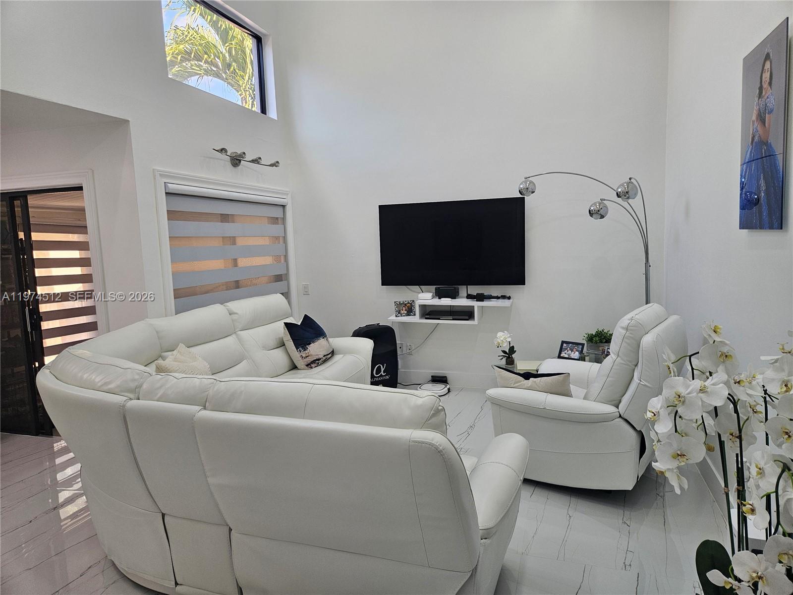 THE MOORS TOWNHOUSES - Residential